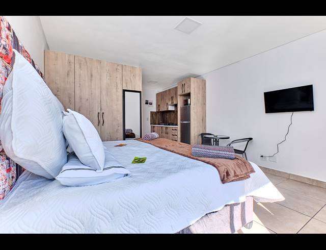 1 BEDROOM STUDIO APARTMENT TO LET IN RIVONIA